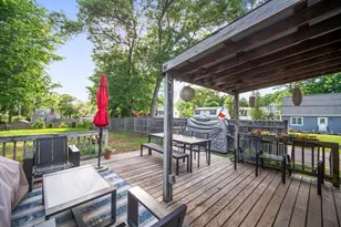 51 Higgins Rd, Framingham, MA 01701 - Photo 3
