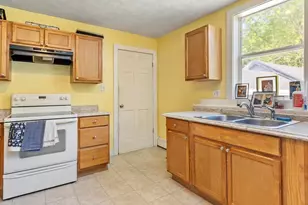 102 Liberty St, Athol, MA 01331 - Photo 23