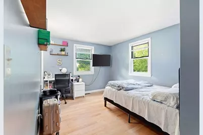 24 Lawton St, Haverhill, MA 01830 - Photo 17