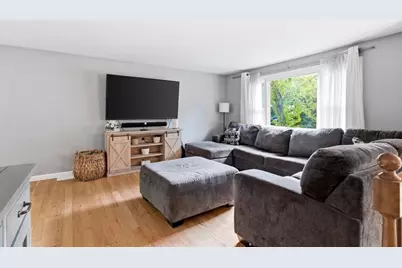 24 Lawton St, Haverhill, MA 01830 - Photo 7