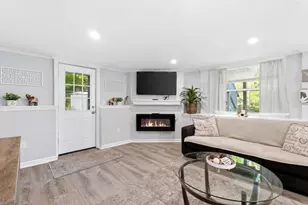 24 Lawton St, Haverhill, MA 01830 - Photo 25