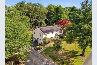 24 Lawton St, Haverhill, MA 01830 - Photo 5