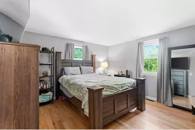 24 Lawton St, Haverhill, MA 01830 - Photo 15