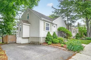 43 Grandview Ave, Watertown, MA 02472 - Photo 23