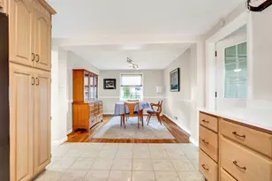 43 Grandview Ave, Watertown, MA 02472 - Photo 7
