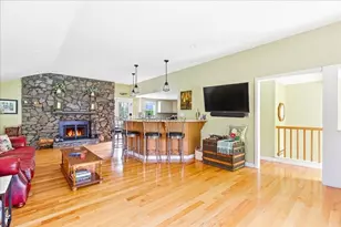 9 Cushing Dr, Plymouth, MA 02360 - Photo 5