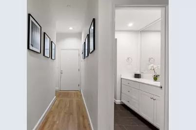 2 Clarendon St #302, Boston, MA 02116 - Photo 9