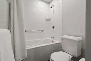 2 Clarendon St, Boston, MA 02116 - Photo 25