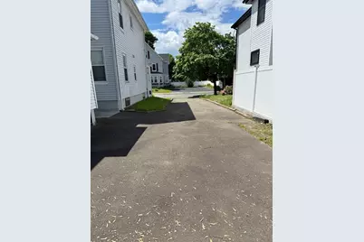 10 Avon Street, Saugus, MA 01906 - Photo 29