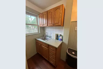 10 Avon Street, Saugus, MA 01906 - Photo 11