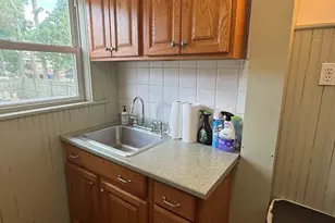 10 Avon St, Saugus, MA 01906 - Photo 11