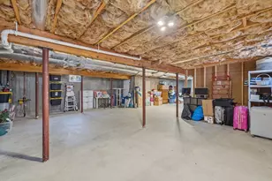 11 MacArthur Blvd, Danvers, MA 01923 - Photo 31
