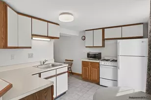 424/426 Grand Ave, Falmouth, MA 02540 - Photo 31