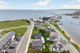 424/426 Grand Ave, Falmouth, MA 02540 - Photo 41