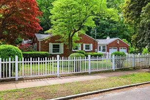 130 Connecticut Ave, Springfield, MA 01104 - Photo 3