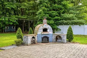 130 Connecticut Ave, Springfield, MA 01104 - Photo 9