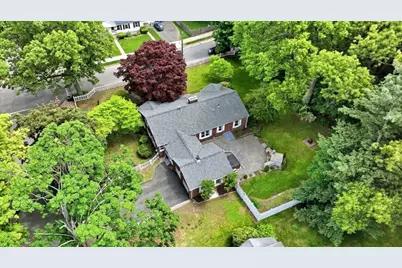 130 Connecticut Ave, Springfield, MA 01104 - Photo 13