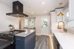 48 MacArthur Rd, Stoneham, MA 02180 - Photo 7