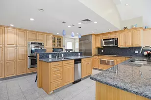 81 Brettwood Rd, Belmont, MA 02478 - Photo 7