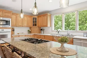 48 Hummingbird Ln, Swansea, MA 02777 - Photo 15