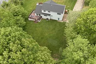 48 Hummingbird Ln, Swansea, MA 02777 - Photo 5