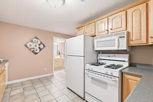 48 Hummingbird Ln, Swansea, MA 02777 - Photo 37