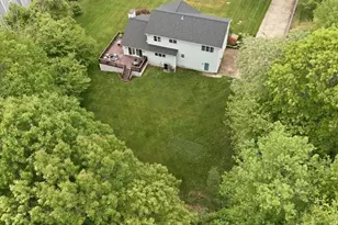 48 Hummingbird Ln, Swansea, MA 02777 - Photo 5