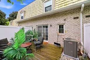 29 Plantation Dr, Agawam, MA 01001 - Photo 17