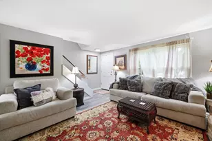 29 Plantation Dr, Agawam, MA 01001 - Photo 3
