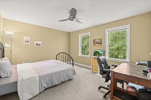 7 Parson's Walk, Berkley, MA 02779 - Photo 31