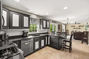7 Parson's Walk, Berkley, MA 02779 - Photo 19