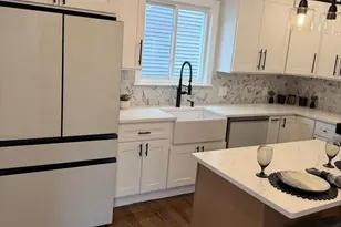 60-62 Wellsmere Rd, Boston, MA 02131 - Photo 3