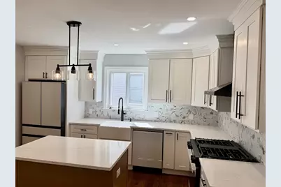 60-62 Wellsmere Road #3, Boston, MA 02131 - Photo 3