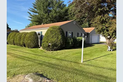 138 N Main St, Belchertown, MA 01007 - Photo 1