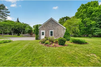 3 Rockland St, Dartmouth, MA 02748 - Photo 33