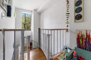 32 Yarmouth St, Boston, MA 02118 - Photo 9