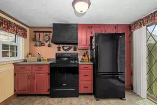 23 Walnut St, Oxford, MA 01540 - Photo 15