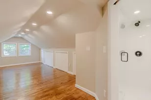51 School St, Upton, MA 01568 - Photo 11
