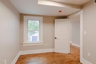 51 School St, Upton, MA 01568 - Photo 11