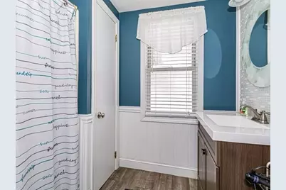 516 Lakeview Ave, Lowell, MA 01850 - Photo 11