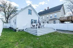 516 Lakeview Ave, Lowell, MA 01850 - Photo 13