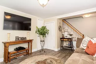 516 Lakeview Ave, Lowell, MA 01850 - Photo 3