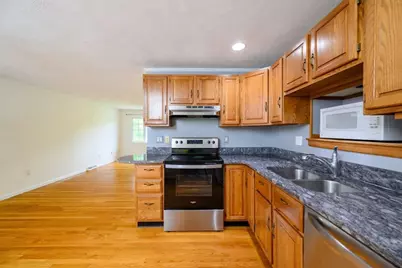 90 Holly Rd, Marshfield, MA 02050 - Photo 9