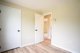 853 Main St, Acushnet, MA 02743 - Photo 7