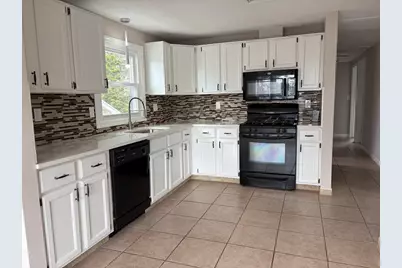 20 Irving Street, Revere, MA 02151 - Photo 3