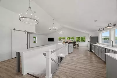 6 Wilson Ave, Spencer, MA 01562 - Photo 5