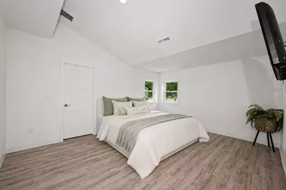 6 Wilson Ave, Spencer, MA 01562 - Photo 13
