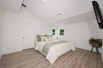 6 Wilson Ave, Spencer, MA 01562 - Photo 13