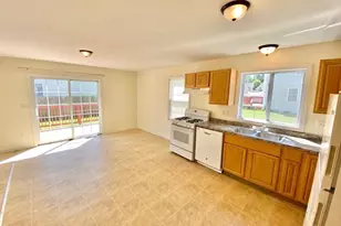 93 Orleans, Springfield, MA 01109 - Photo 5