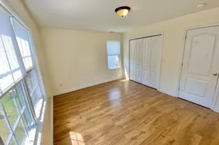 93 Orleans, Springfield, MA 01109 - Photo 11